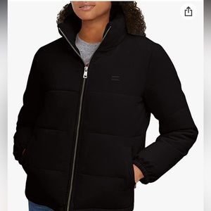 Levi’s Zoe Corduroy Puffer Jacket in Black